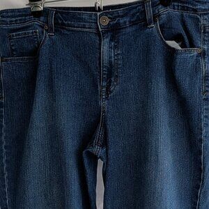 Style & Co Cuffed Curvy Capri Jean Blue Size 14 $12